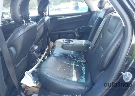 2014 Ford Fusion Titanium z USA, uszkodzony, nr VIN 3FA6P0K94ER130703